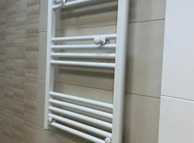 House Apartment *
